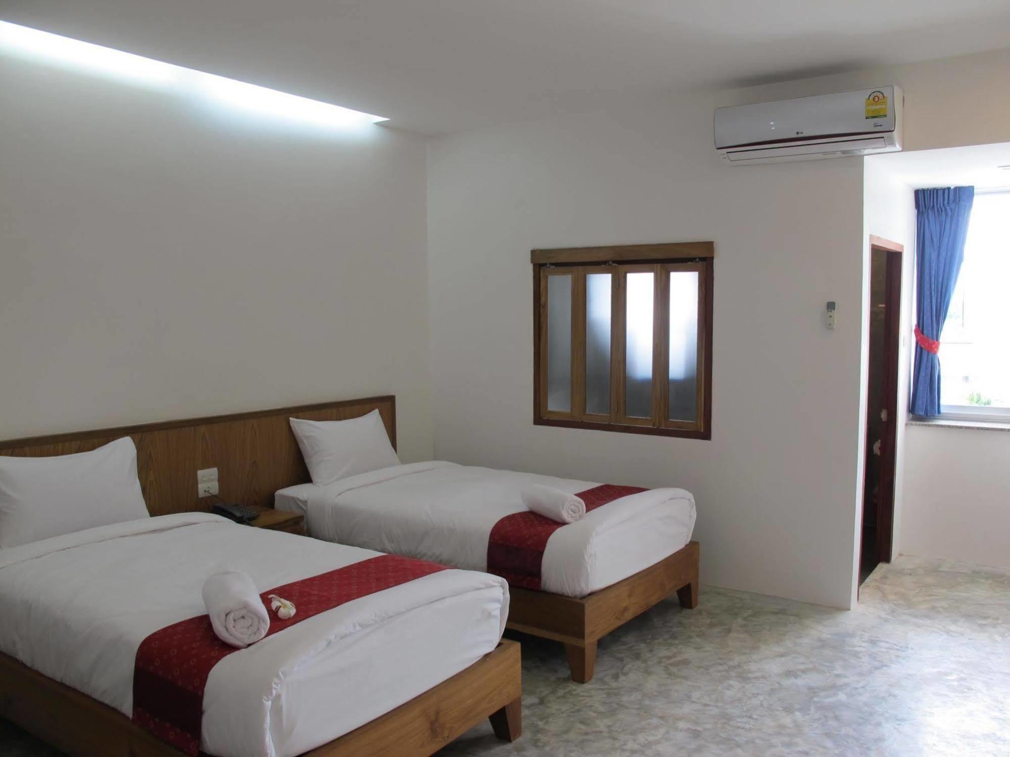 J2 Hotel Maesot ماي سوت المظهر الخارجي الصورة